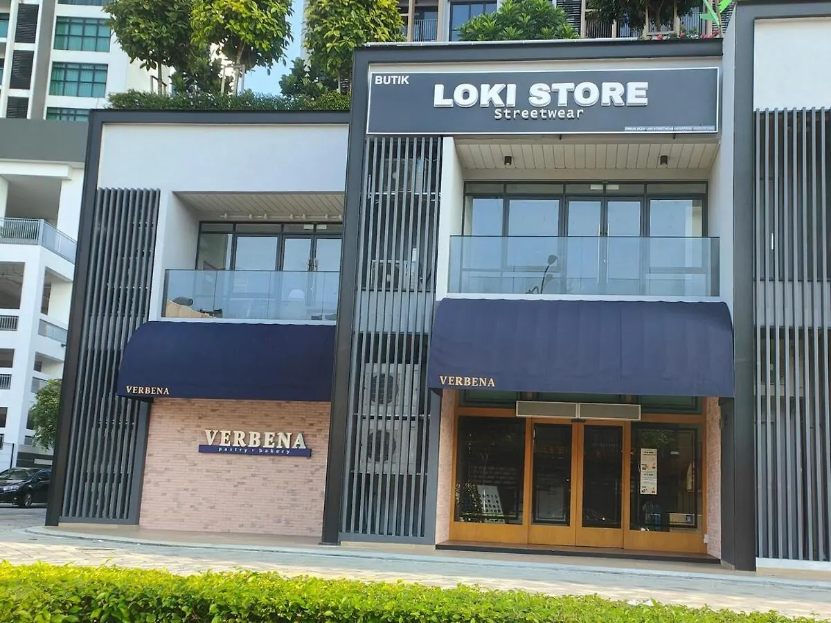 Sky Trees 22-B 4Pax, Bukit Indah, Aeon, Legoland, Netflix Daire Johor Bahru