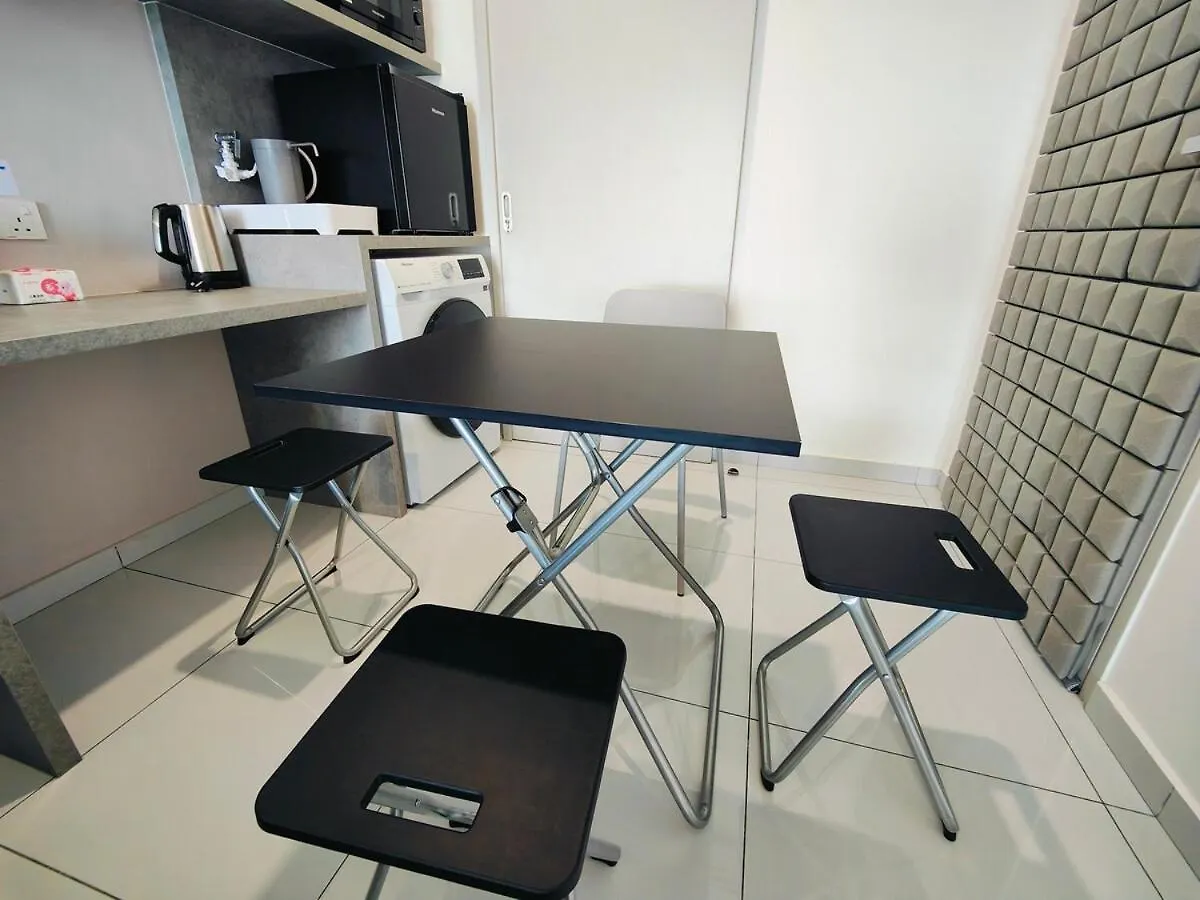 Sky Trees 22-B 4Pax, Bukit Indah, Aeon, Legoland, Netflix Daire Johor Bahru